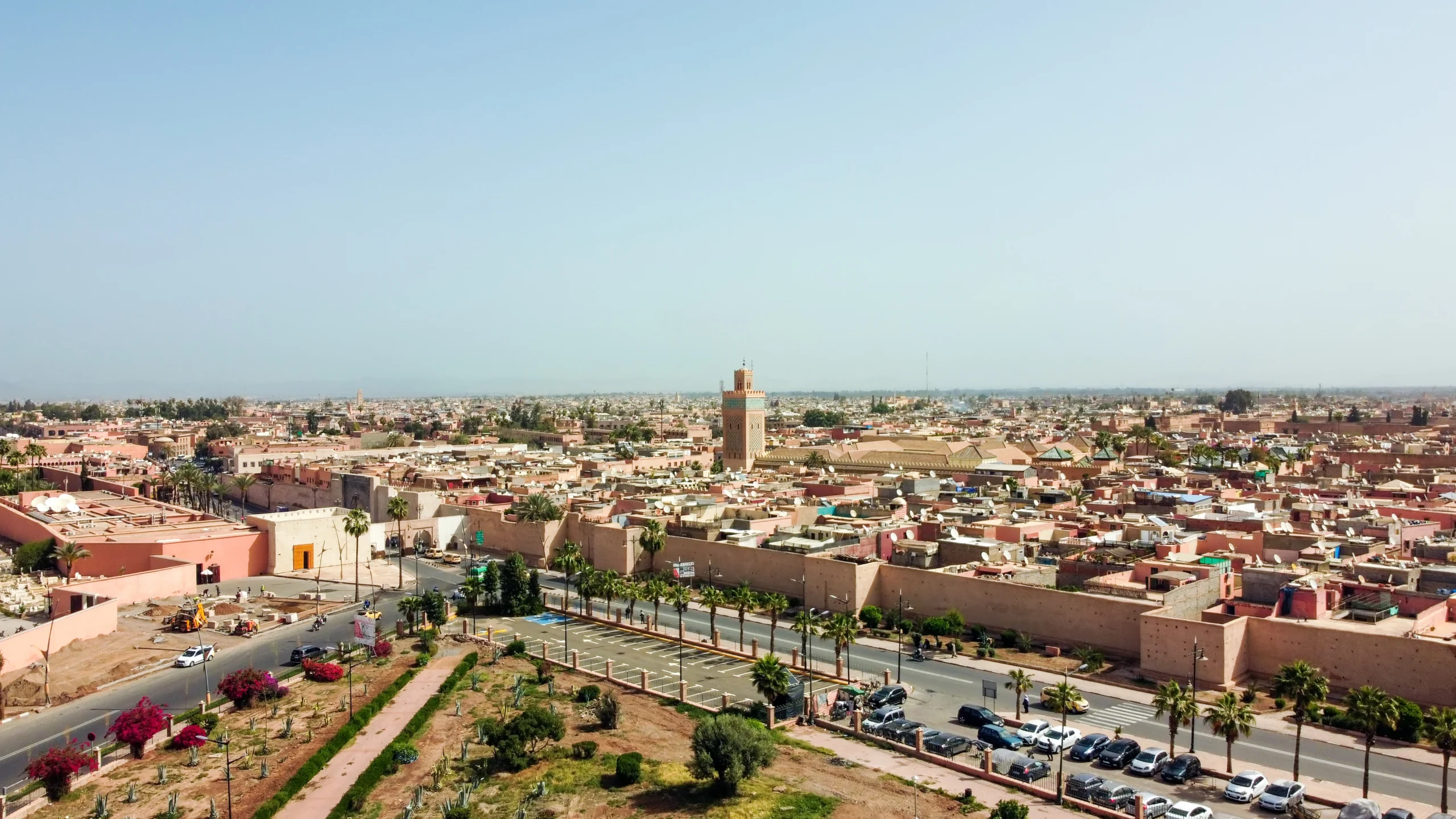 Blog 5 Investir dans la pierre à Marrakech : construire ou rénover ?
